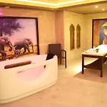 Aqua View Boutique Златни пясъци