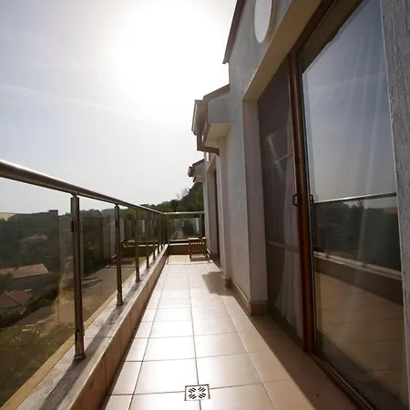 Готель Aqua View Boutique 4*