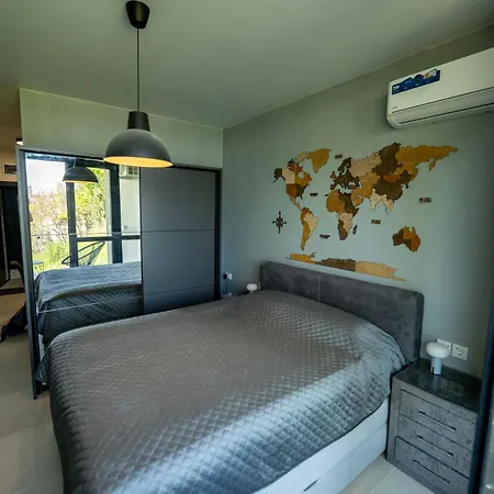 מלון Aqua View Boutique גולדן סנדס