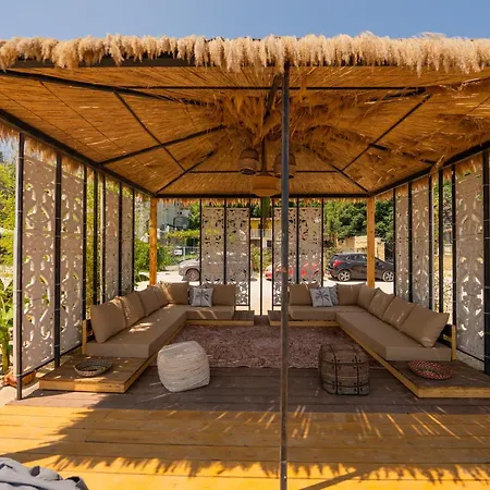 מלון Aqua View Boutique