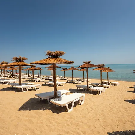 Aqua View Boutique Готель Золоті Піски