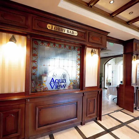 Aqua View Boutique Готель