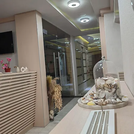 Готель Aqua View Boutique Золоті Піски