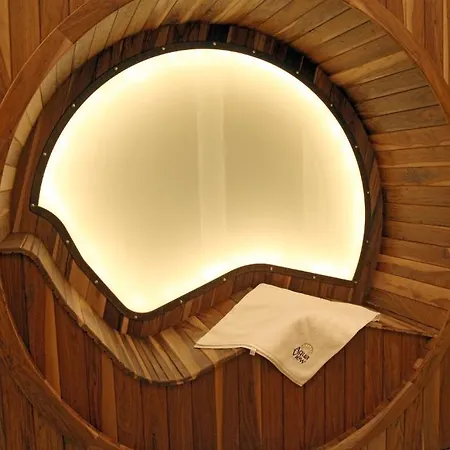 Aqua View Boutique Ξενοδοχείο 4*